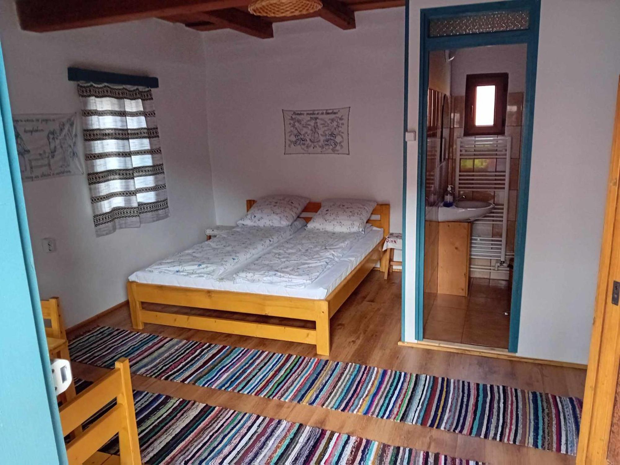 Biro Vendeghaz Hotel Sòvàrad Buitenkant foto