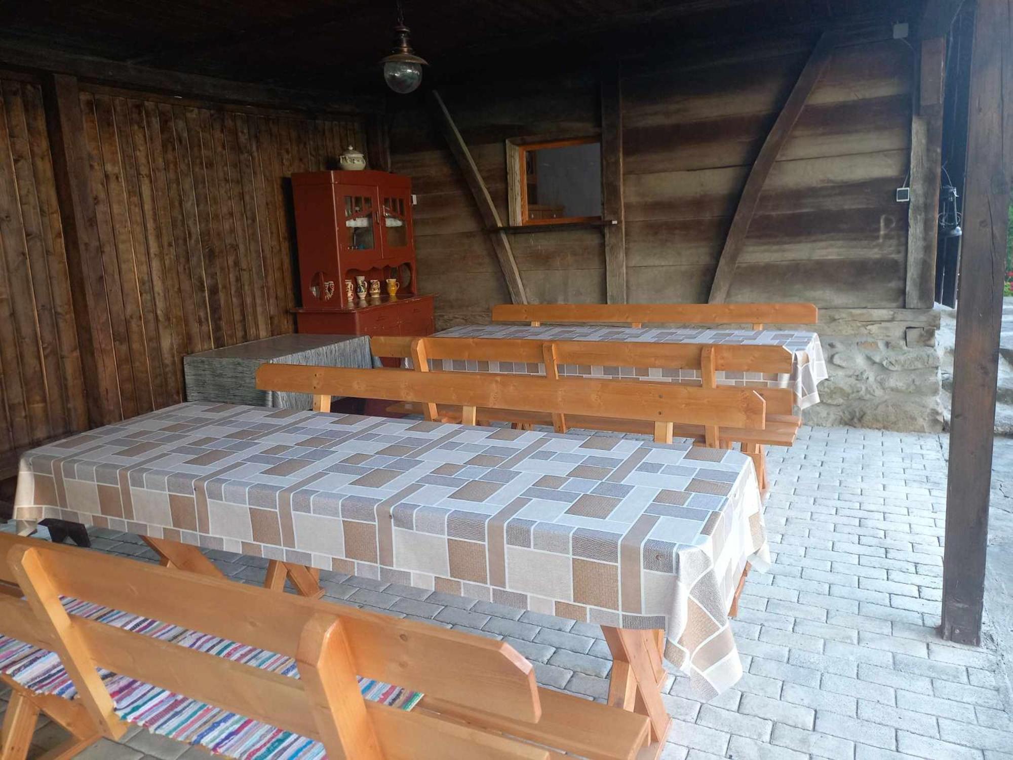 Biro Vendeghaz Hotel Sòvàrad Buitenkant foto